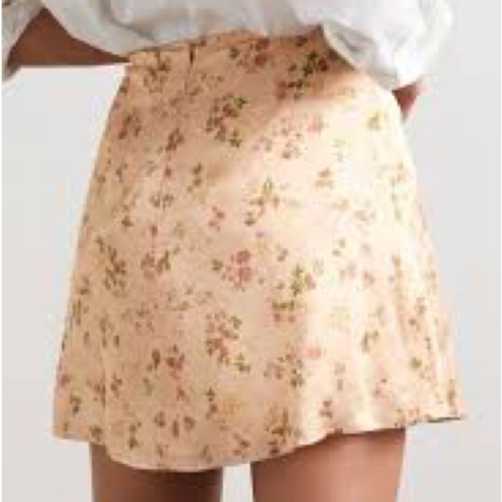 Reformation Floral Blush Mini Skirt - Picture 2 of 10